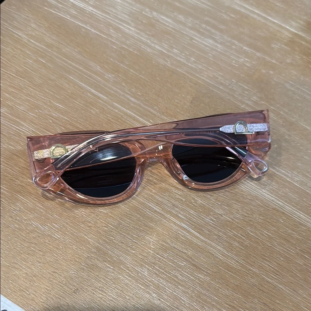 Philo Eyewear Chic Pink Sunglasses - Picture 3 of 5